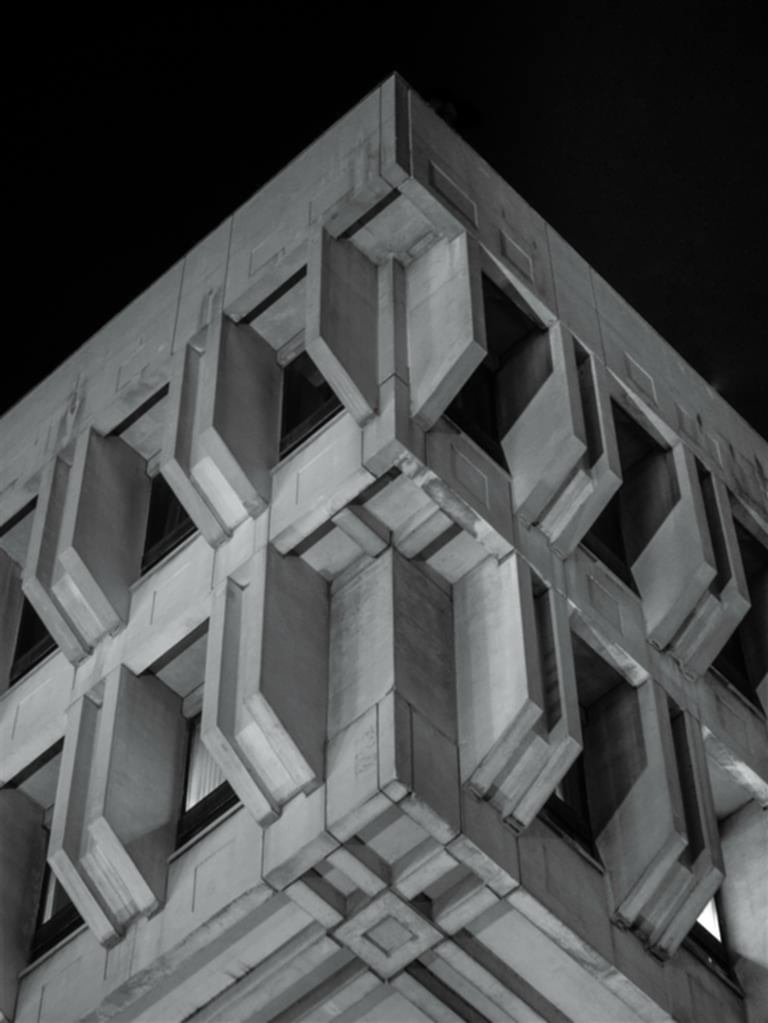  Brütalist İç Mekân Tasarımı .